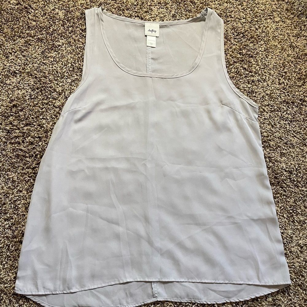 Daytrip Large light purple gray tank top.